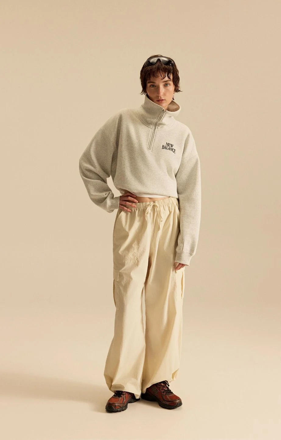 Woman wearing new balance 740s